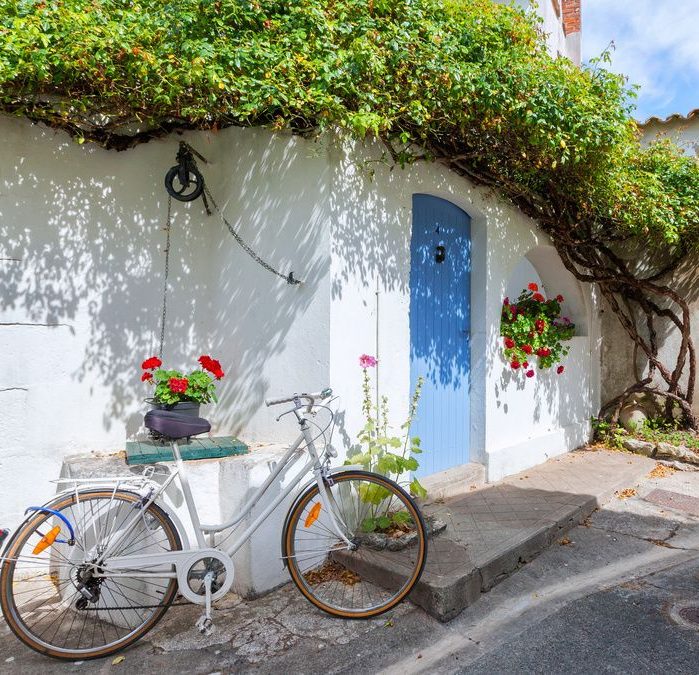 7- Selon toi, quelle est la meilleure stratégie pour investir dans l'immobilier ?